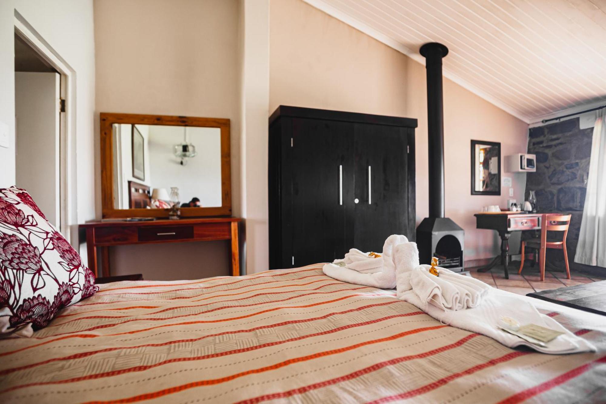 Ardmore Guest Farm Champagne Valley Dış mekan fotoğraf